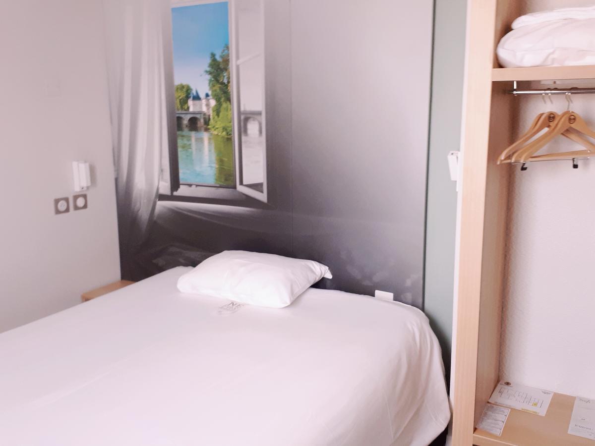 B&B Hotel Chatellerault Exterior photo